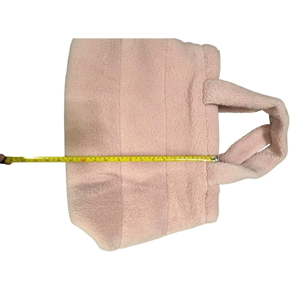 New VICTORIAS‎ SECRET PINK BLUSH SHERPA FLEECE LOGO TOTE BAG with ZIPPER